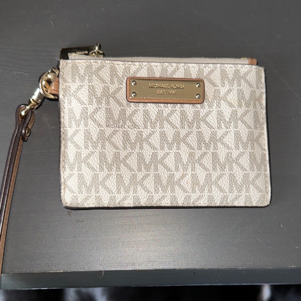 Michael Kors Logo Pattern Wristlet in Cream and Gold